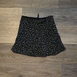 Divided Women's Size 2 Summer Skirt